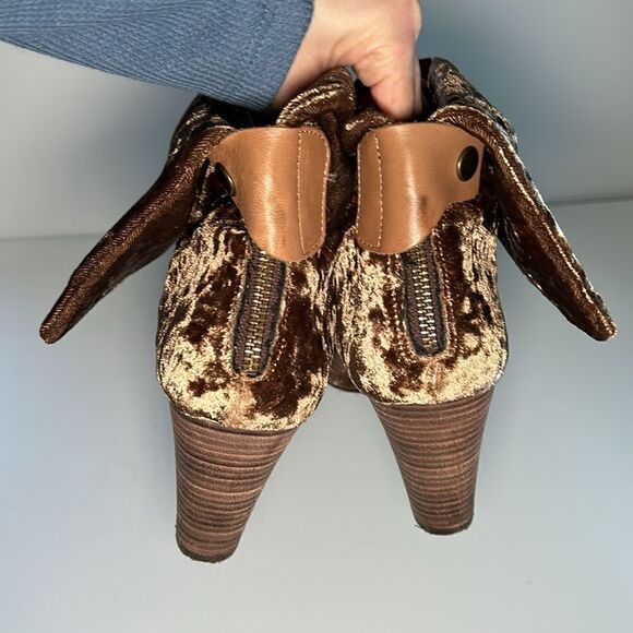 Free People Moonlight Velvet Booties - Picture 7 of 8